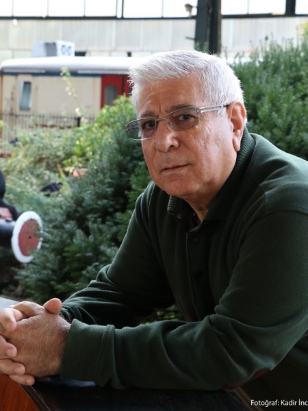 Necati Güngör: Edebiyat, edebiyatı çocuklara&nbsp;sevdirmeli