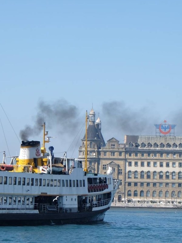 Güzel bir akşamüstü vapura&nbsp;bindik